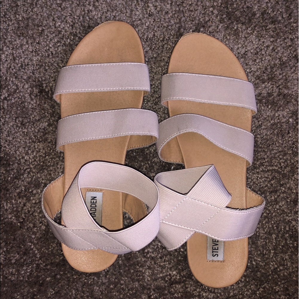 Light pink Steve Madden sandals